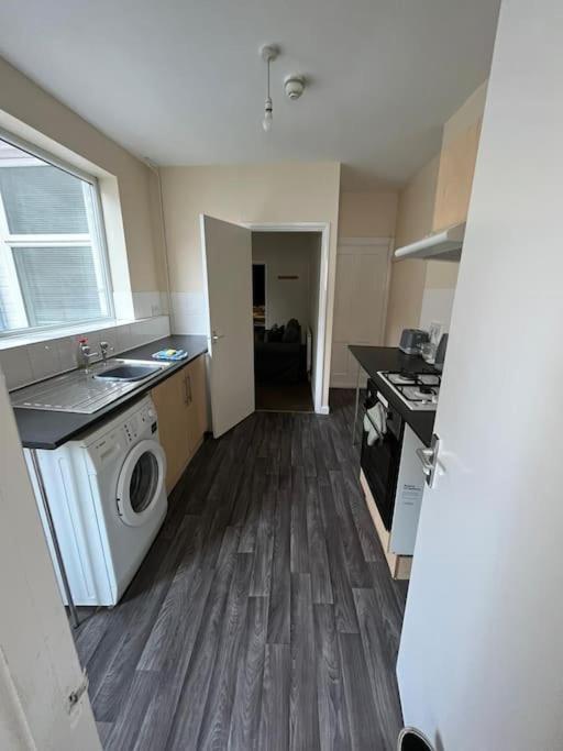 Flat 1, 67 Colwick Road Ng2 4Al Apartman Nottingham Kültér fotó
